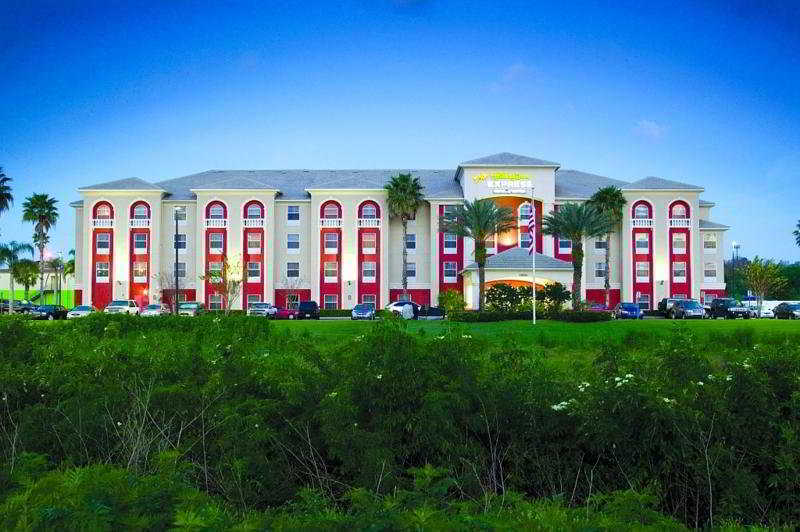 Holiday Inn Express & Suites Orlando International Airport, An Ihg Hotel Exterior foto